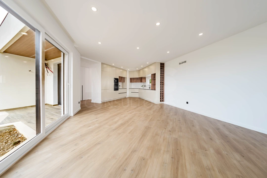 Moradia T3 para Venda em Lourinhã e Atalaia Foto 11