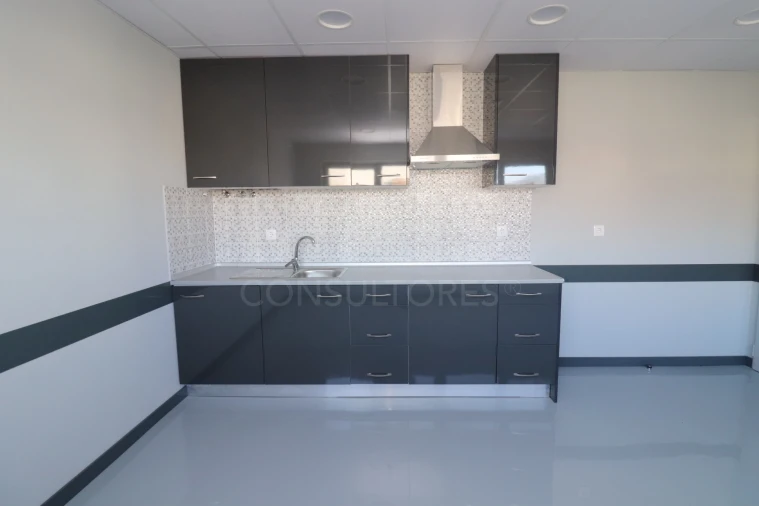 Loja para Venda em Alenquer (Santo Estêvão e Triana) Foto 12