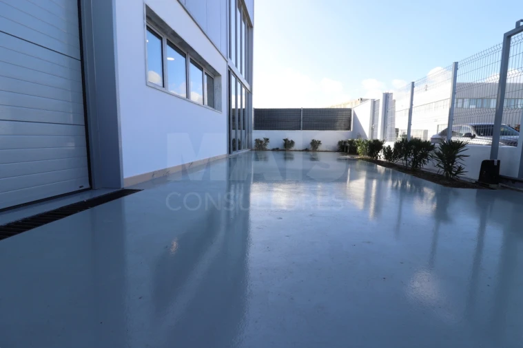 Loja para Venda em Alenquer (Santo Estêvão e Triana) Foto 5