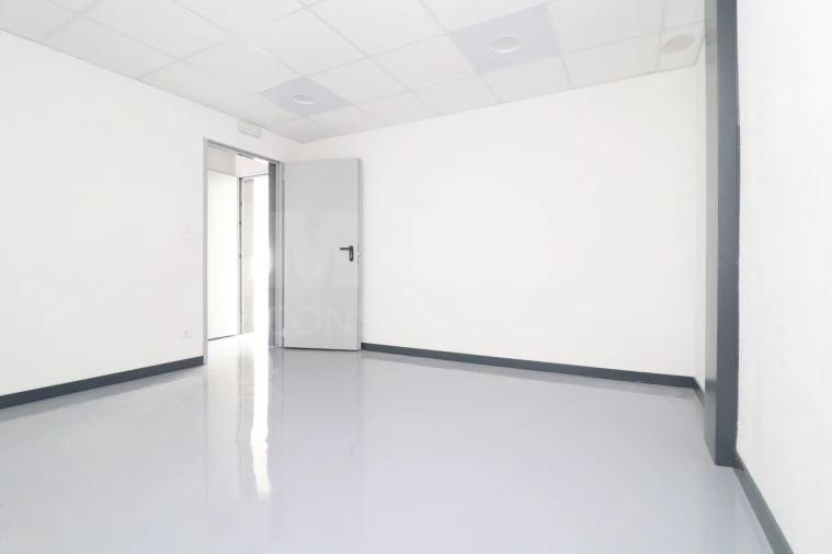 Loja para Venda em Alenquer (Santo Estêvão e Triana) Foto 10