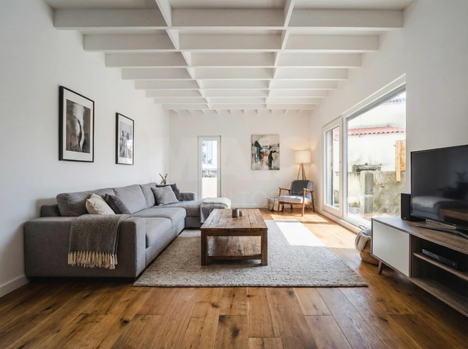 Moradia T3 para Venda em São Bartolomeu dos Galegos e Moledo Foto 1