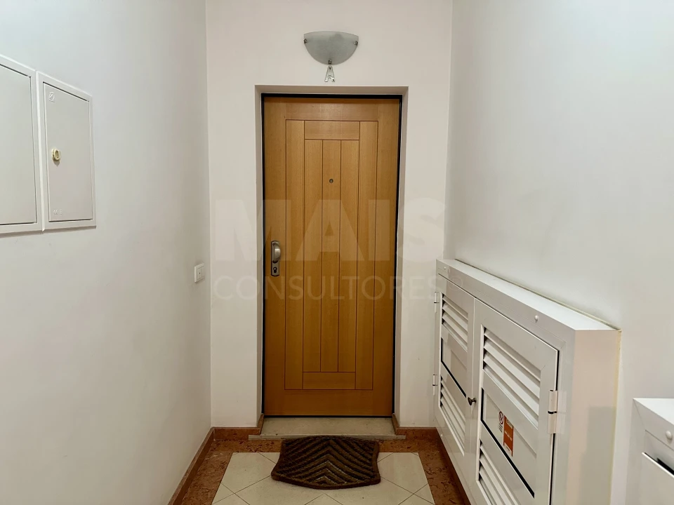 Apartamento T3 para Arrendamento em Nossa Senhora do Pópulo, Coto e São Gregório Foto 5