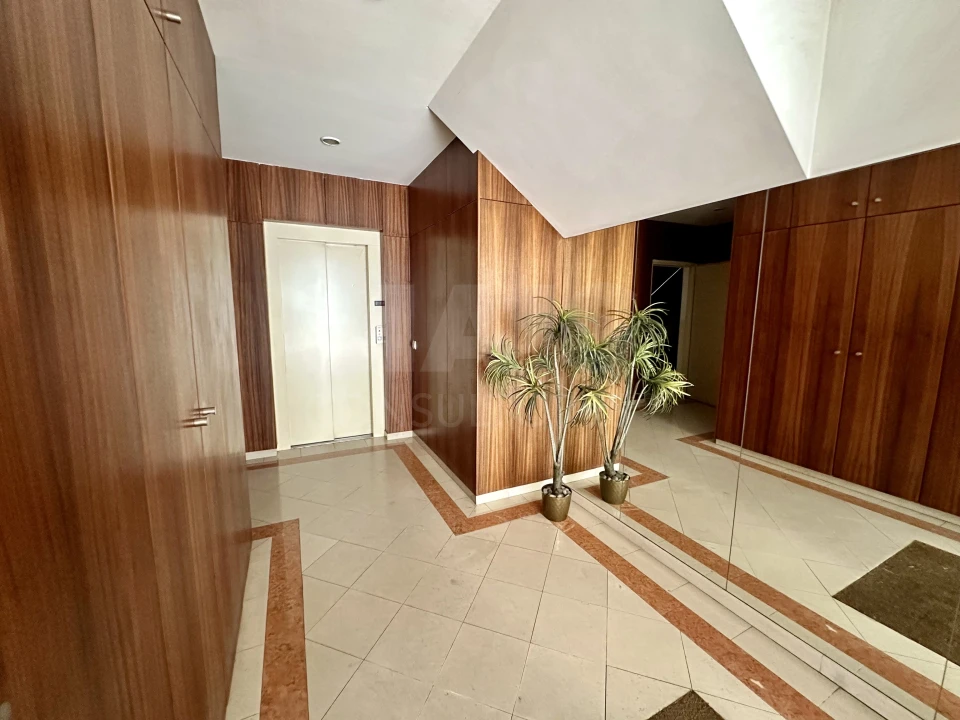 Apartamento T3 para Arrendamento em Nossa Senhora do Pópulo, Coto e São Gregório Foto 3