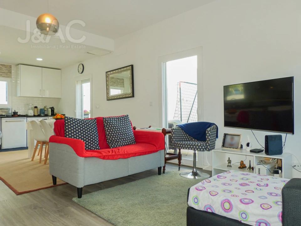 Moradia T4 para Venda em São Domingos de Rana Foto 6