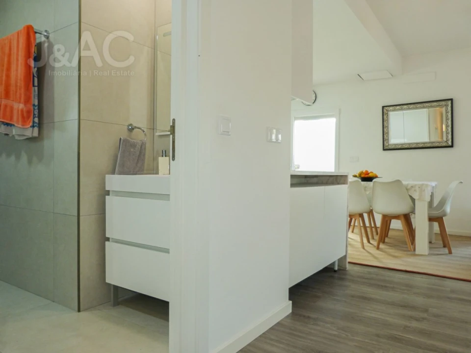 Moradia T4 para Venda em São Domingos de Rana Foto 14