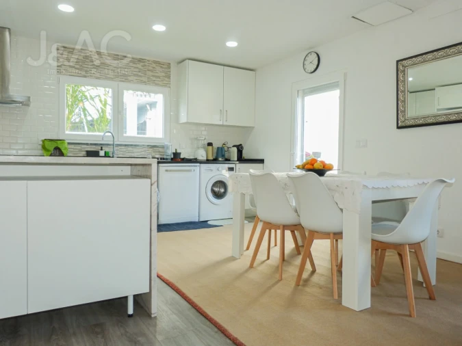 Moradia T4 para Venda em São Domingos de Rana Foto 9