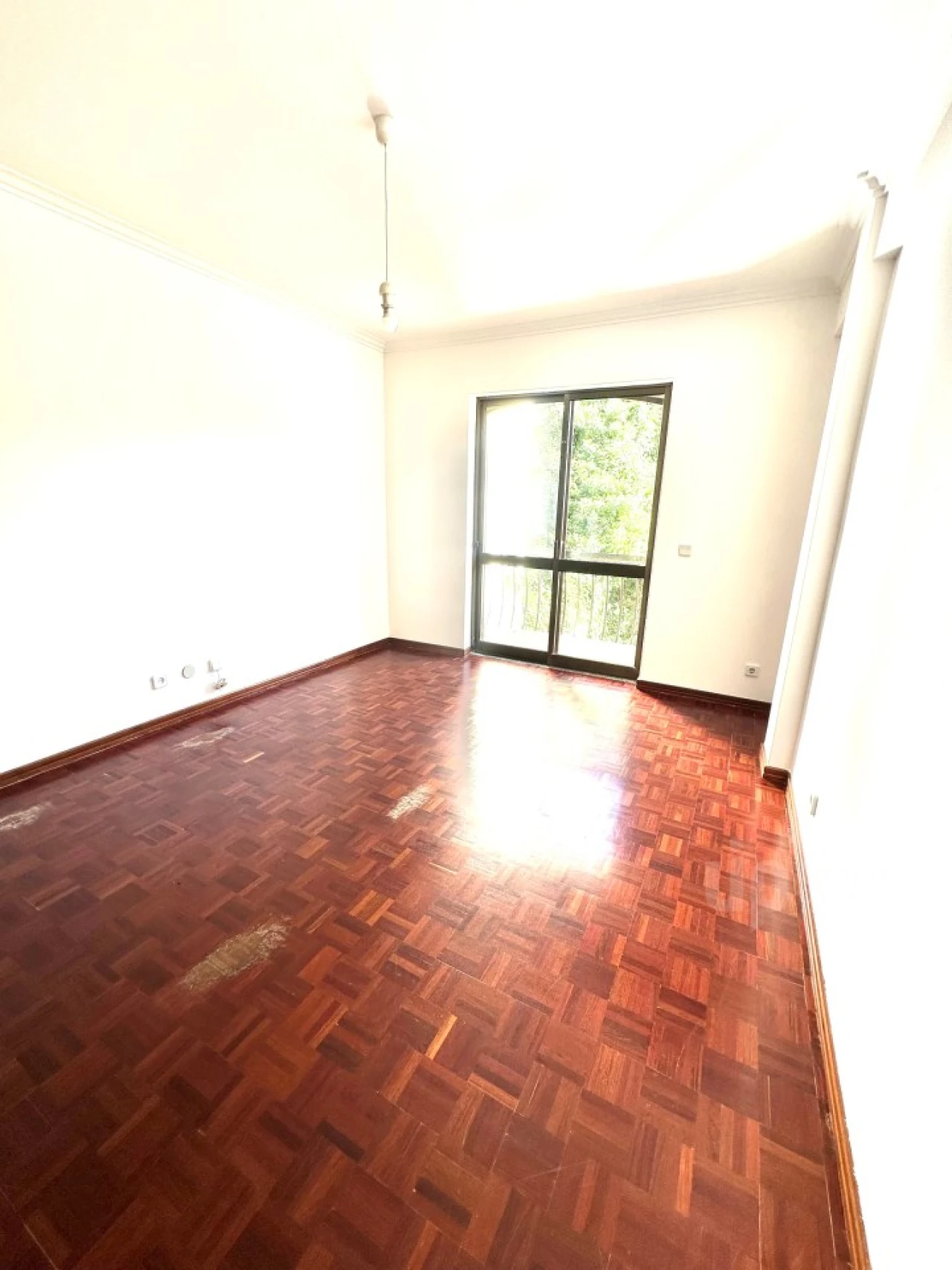 Apartamento T4 para Venda em Carcavelos e Parede Foto 9
