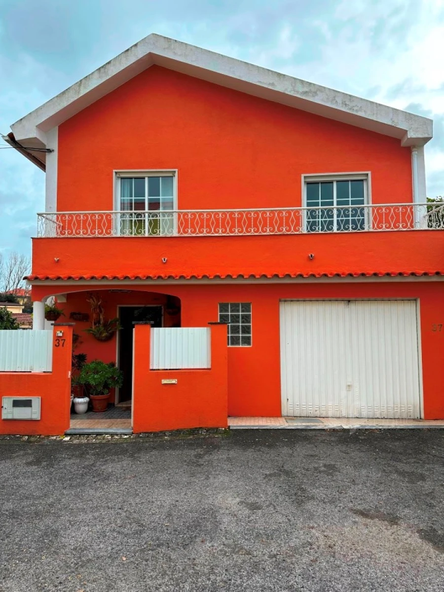 Moradia T3 para Venda em Alcabideche Foto 23