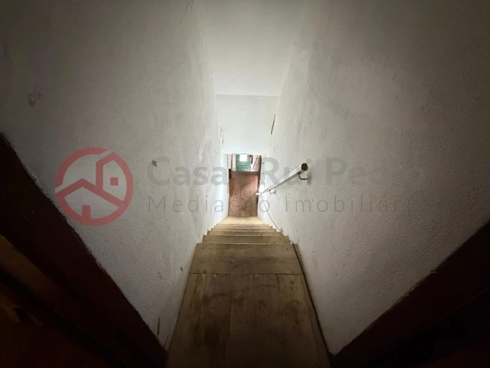 Prédio para Venda em Almada, Cova da Piedade, Pragal e Cacilhas Foto 9