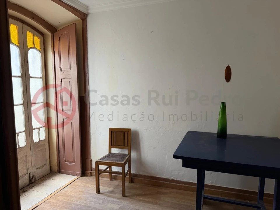 Prédio para Venda em Almada, Cova da Piedade, Pragal e Cacilhas Foto 14