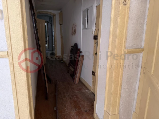 Prédio para Venda em Almada, Cova da Piedade, Pragal e Cacilhas Foto 4