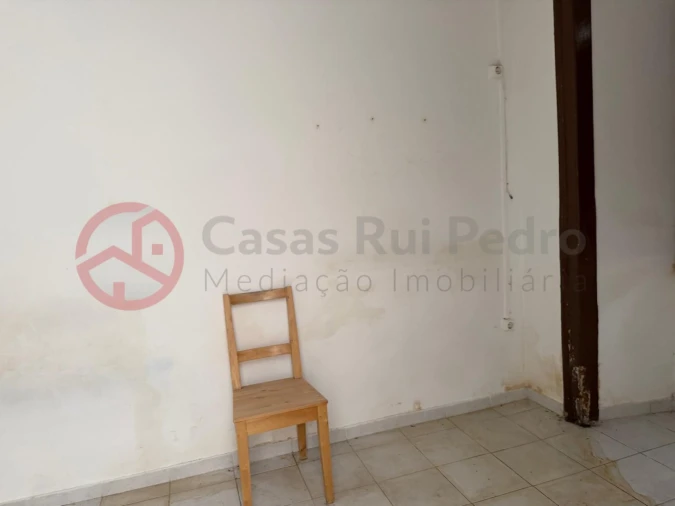 Prédio para Venda em Almada, Cova da Piedade, Pragal e Cacilhas Foto 19