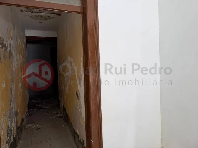 Prédio para Venda em Almada, Cova da Piedade, Pragal e Cacilhas Foto 20