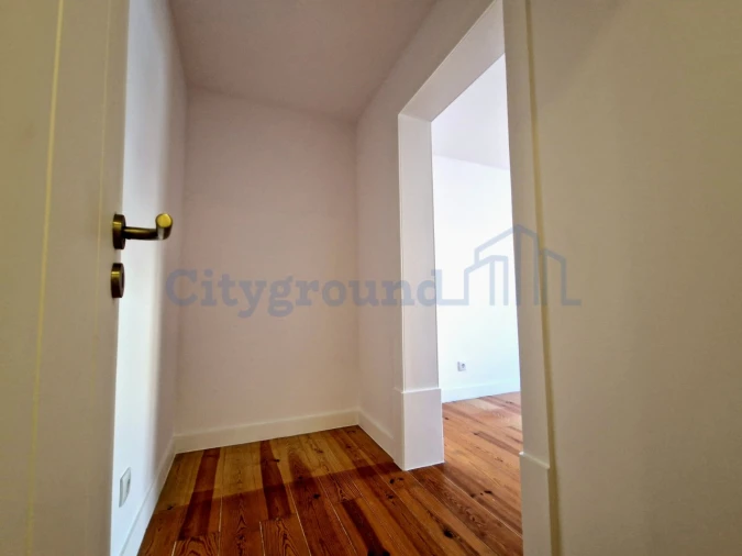 Apartamento T3 para Venda em Santa Maria Maior Foto 13