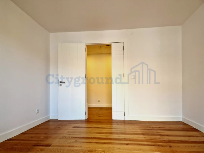 Apartamento T3 para Venda em Santa Maria Maior Foto 17