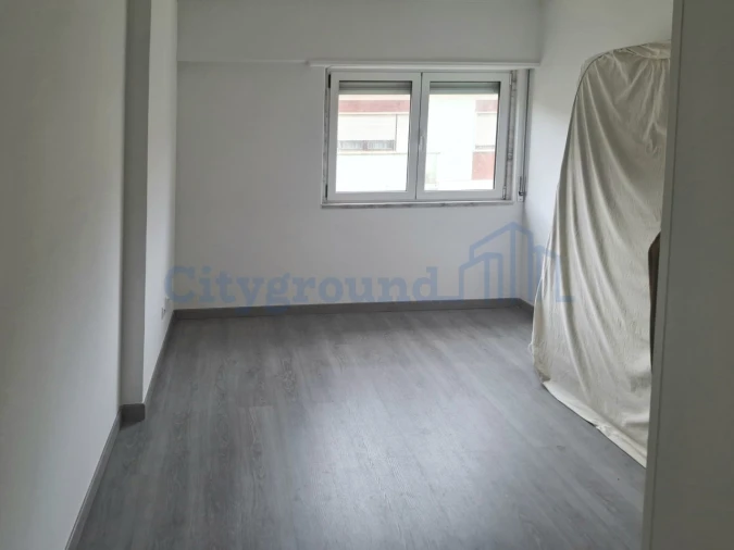 Apartamento T1 para Venda em Cacém e São Marcos Foto 12