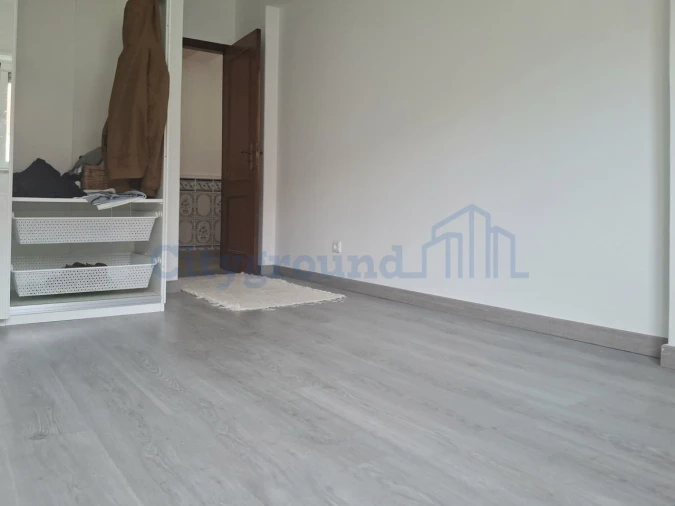 Apartamento T1 para Venda em Cacém e São Marcos Foto 13