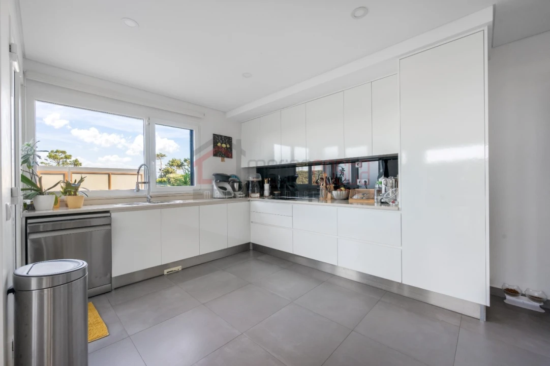 Moradia T3 para Venda em Atouguia da Baleia Foto 14