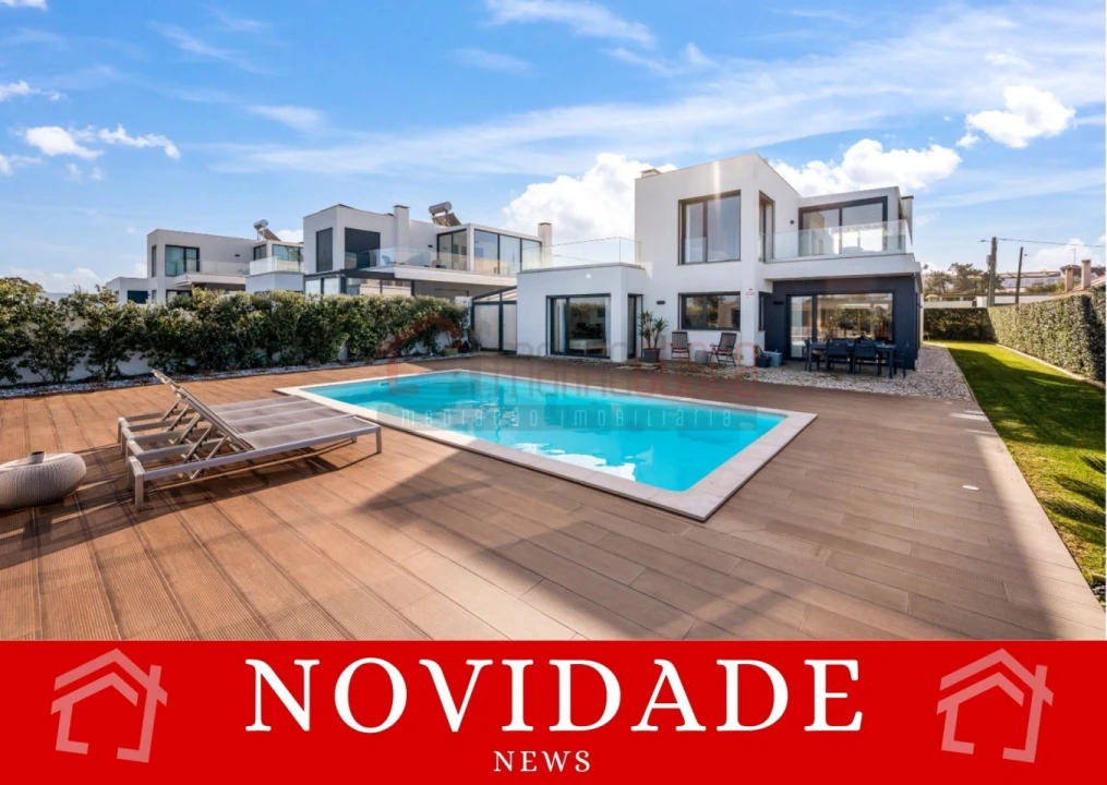 Moradia T3 para Venda em Atouguia da Baleia Foto 1