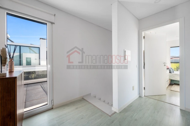 Moradia T3 para Venda em Atouguia da Baleia Foto 31