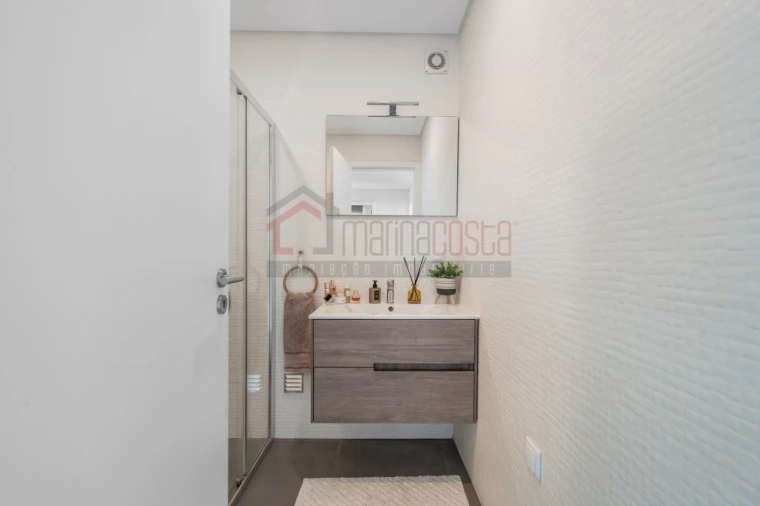 Moradia T3 para Venda em Atouguia da Baleia Foto 20