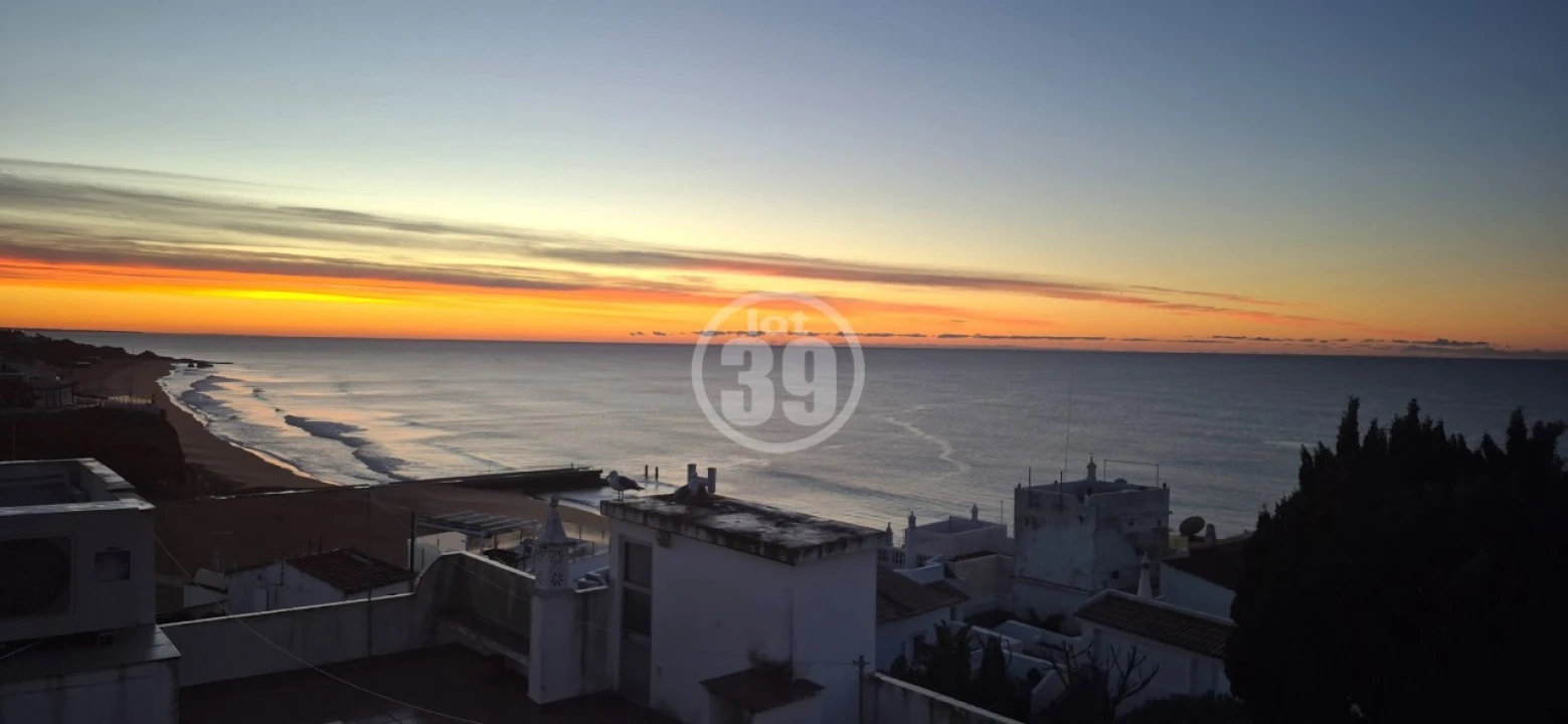 Moradia T1 para Venda em Albufeira e Olhos de Água Foto 26