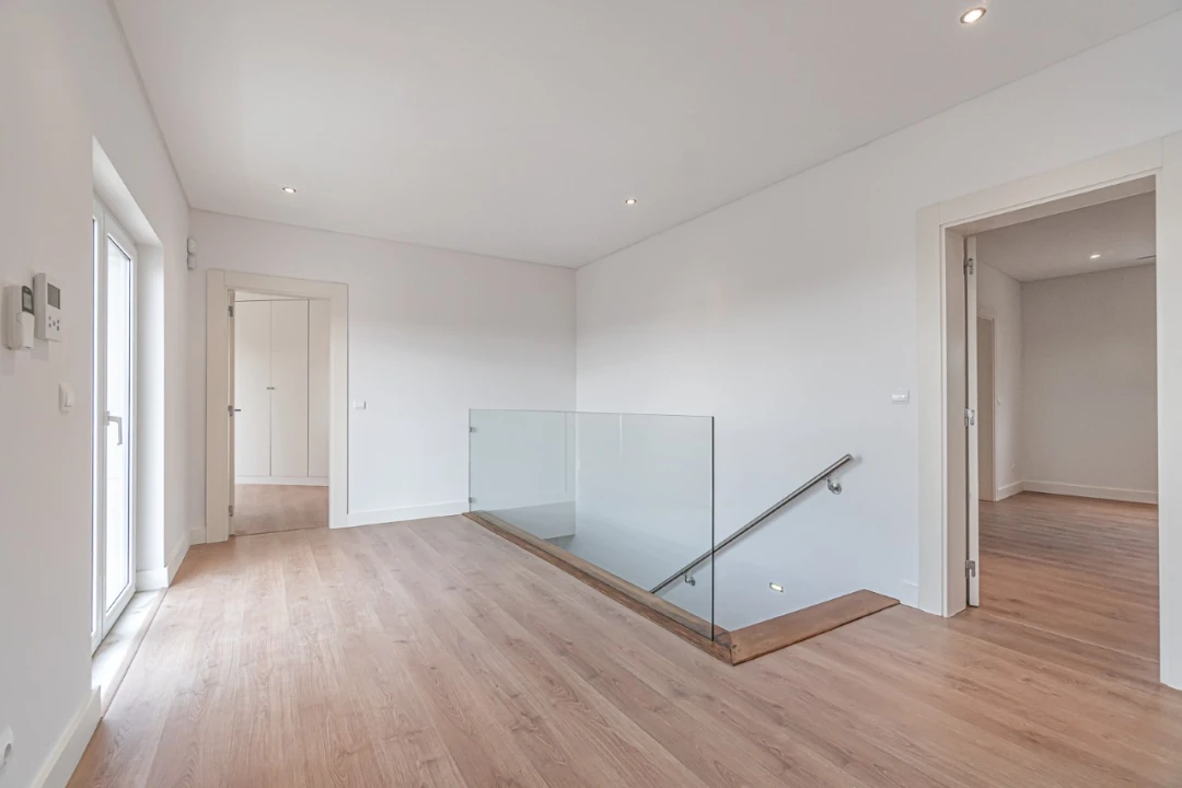 Moradia T4 para Venda em Queluz e Belas Foto 13