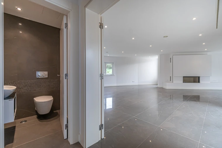 Moradia T4 para Venda em Queluz e Belas Foto 5