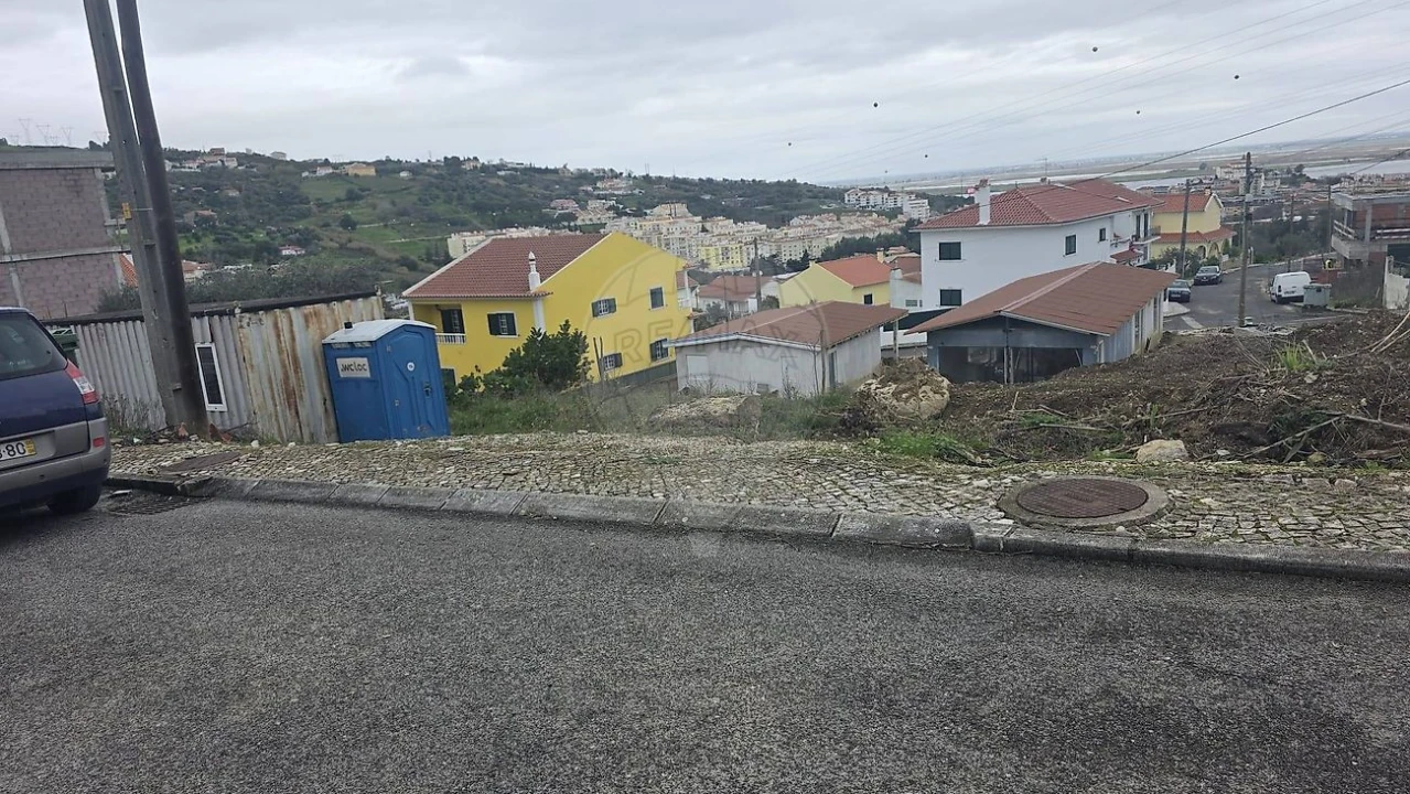 Terreno para Venda em Alhandra, São João dos Montes e Calhandriz Foto 7