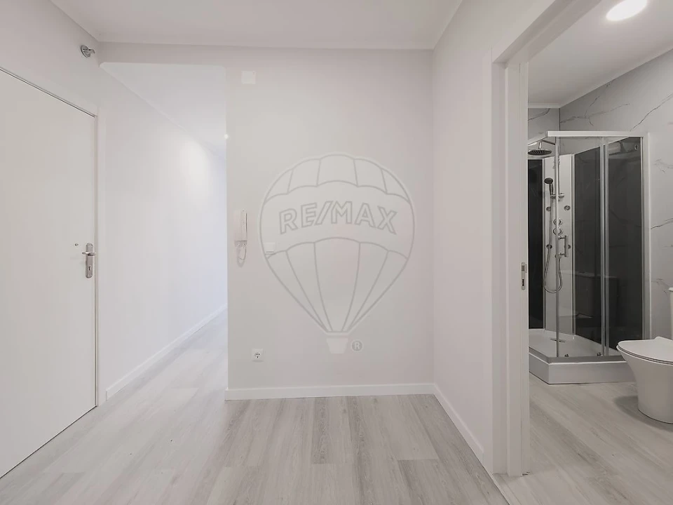 Apartamento T2 para Venda em Oeiras e São Julião da Barra, Paço de Arcos e Caxias Foto 6