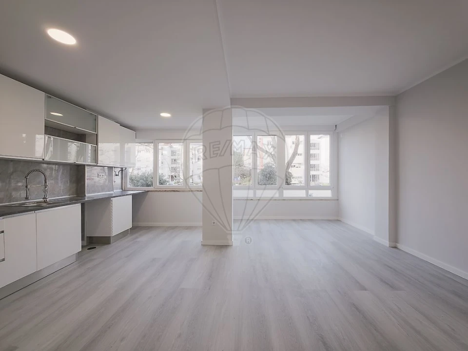 Apartamento T2 para Venda em Oeiras e São Julião da Barra, Paço de Arcos e Caxias Foto 12