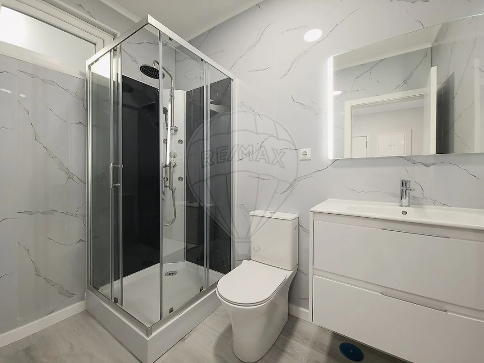 Apartamento T2 para Venda em Oeiras e São Julião da Barra, Paço de Arcos e Caxias Foto 7