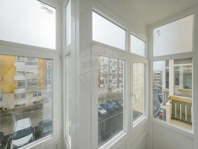 Apartamento T2 para Venda em Oeiras e São Julião da Barra, Paço de Arcos e Caxias Foto 8