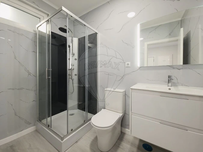 Apartamento T2 para Venda em Oeiras e São Julião da Barra, Paço de Arcos e Caxias Foto 7