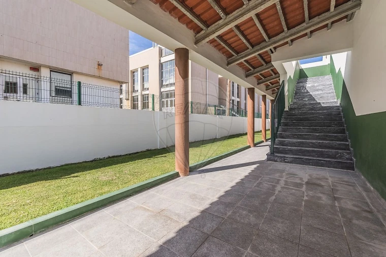 Negócio para Venda em Peniche Foto 27