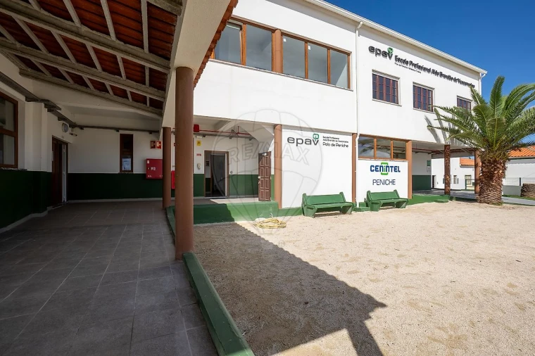 Negócio para Venda em Peniche Foto 2