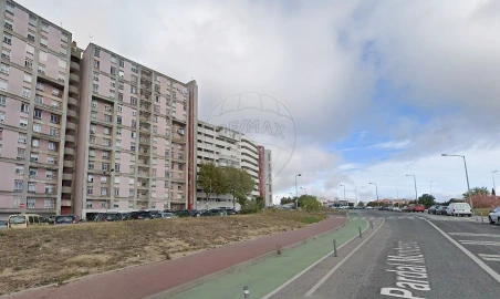 Apartamento T4 para Arrendamento em Marvila