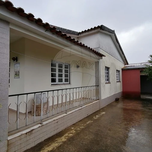 Moradia T3 para Venda em Bustos, Troviscal e Mamarrosa Foto 2