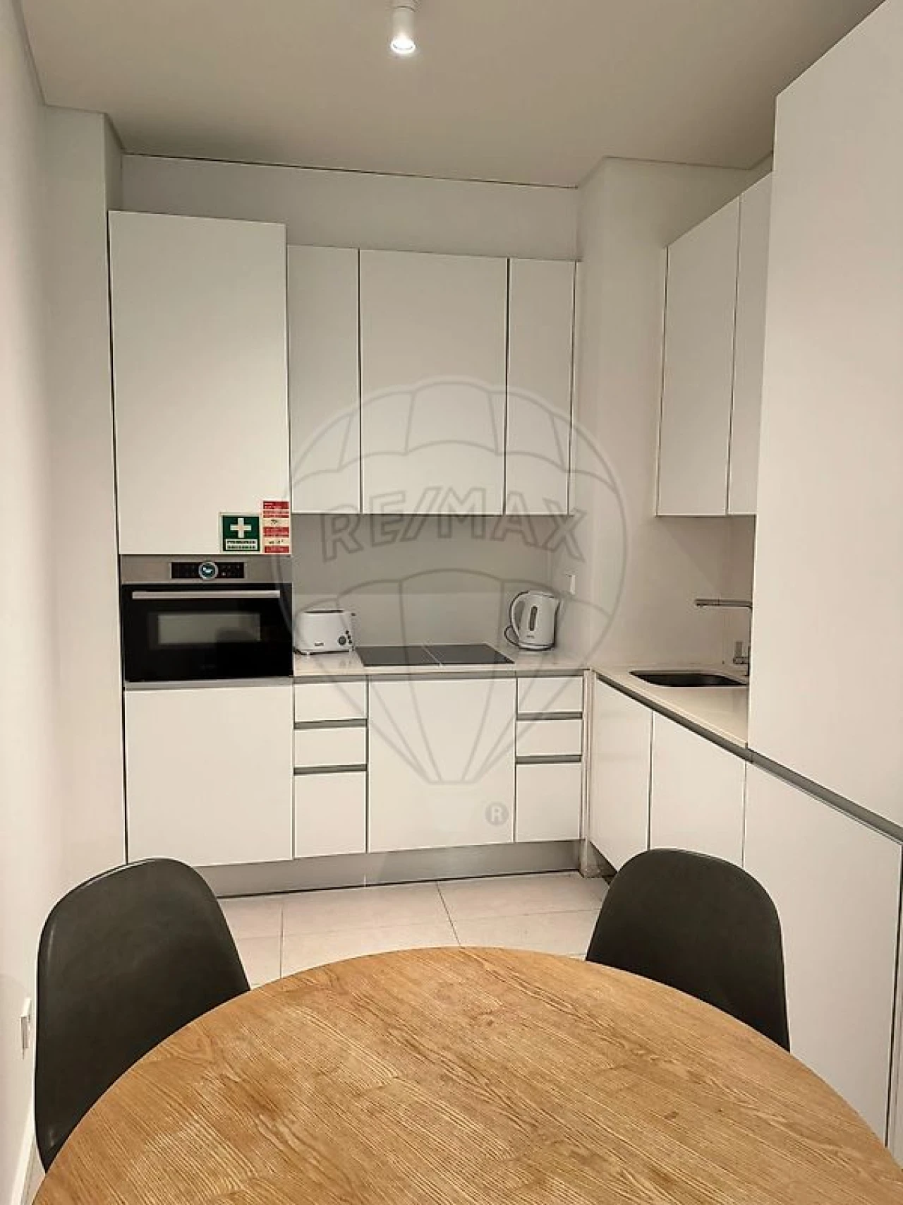 Apartamento T1 para Arrendamento em Santa Marinha e São Pedro da Afurada Foto 6