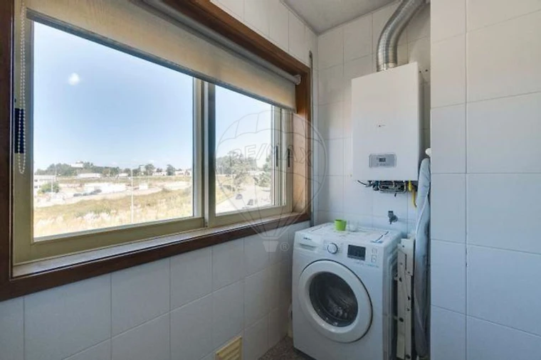 Apartamento T2 para Arrendamento em São Felix da Marinha Foto 16