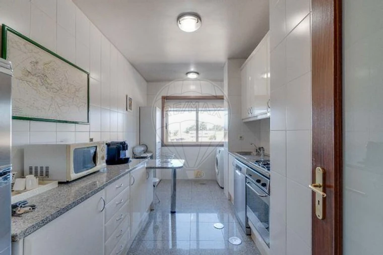 Apartamento T2 para Arrendamento em São Felix da Marinha Foto 19