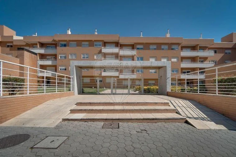 Apartamento T2 para Arrendamento em São Felix da Marinha Foto 2