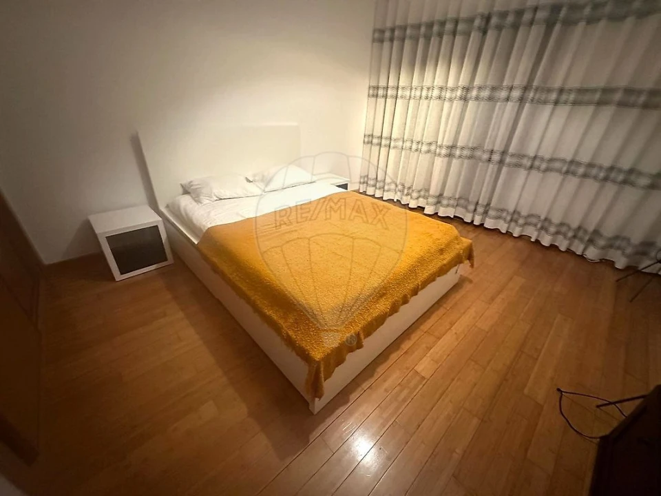 Apartamento T3 para Arrendamento em Odivelas Foto 13