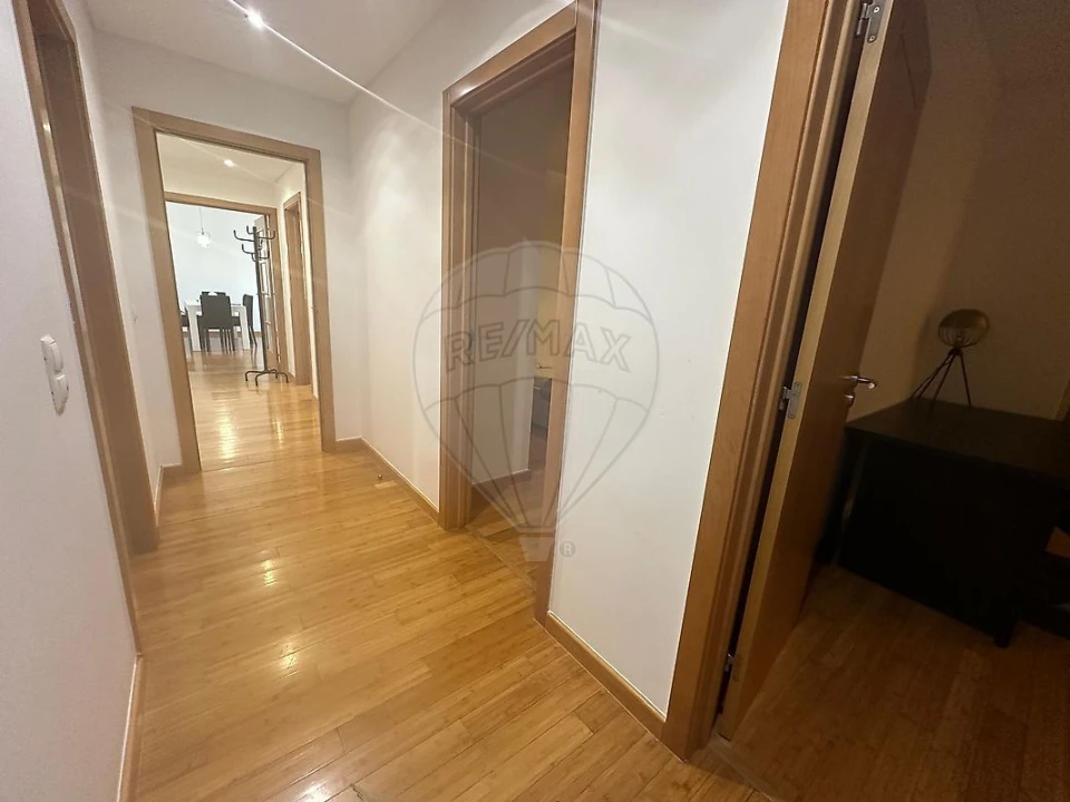 Apartamento T3 para Arrendamento em Odivelas Foto 11