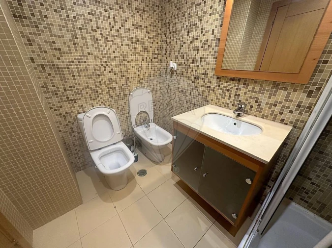 Apartamento T3 para Arrendamento em Odivelas Foto 7