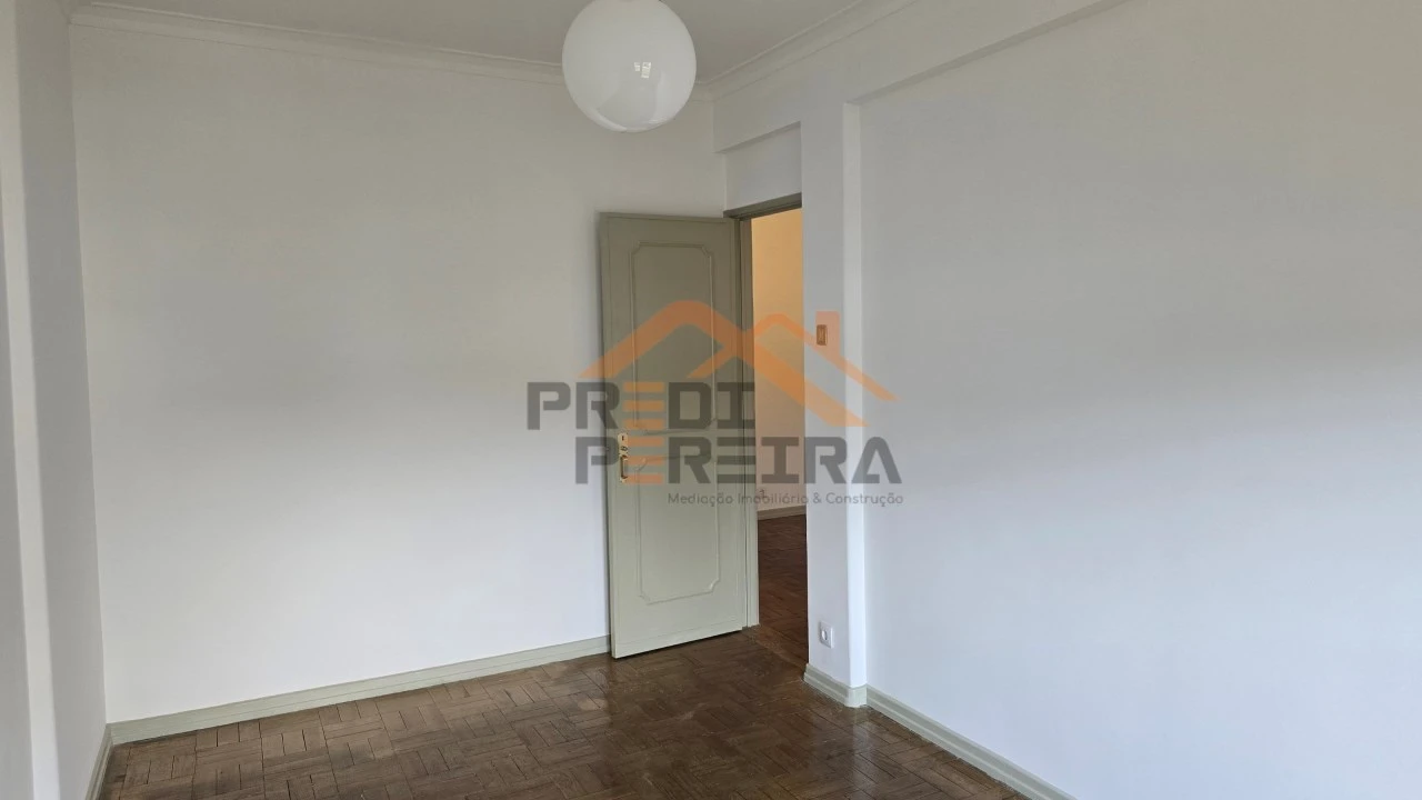 Apartamento T3 para Arrendamento em Odivelas Foto 17