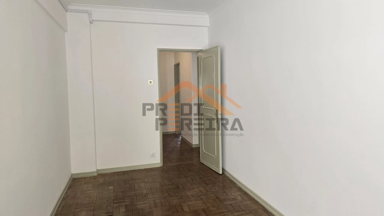 Apartamento T3 para Arrendamento em Odivelas Foto 23