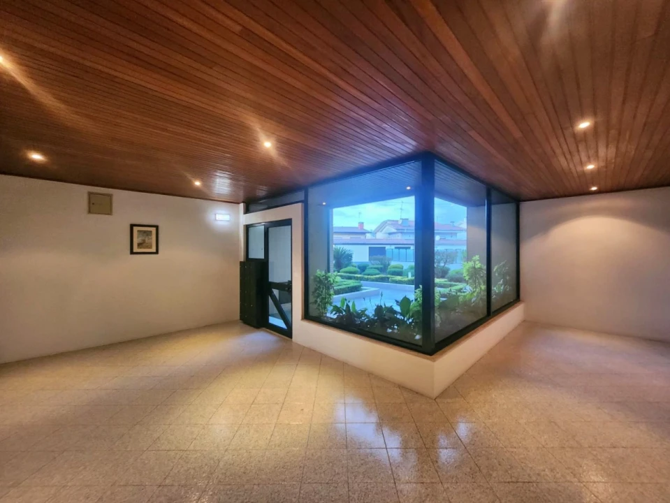 Apartamento T2 para Venda em Folgosa Foto 2