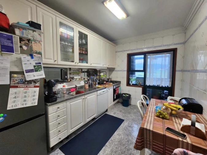 Apartamento T2 para Venda em Folgosa Foto 7