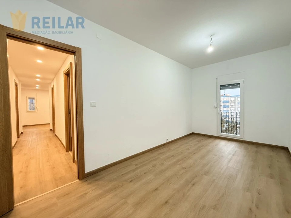 Apartamento T3 para Venda em Olivais Foto 12